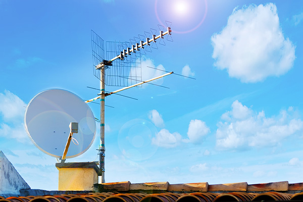 Quel avenir pour les antennes à Roanne. JSA Connect